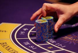 Live casino table games available on jljl99