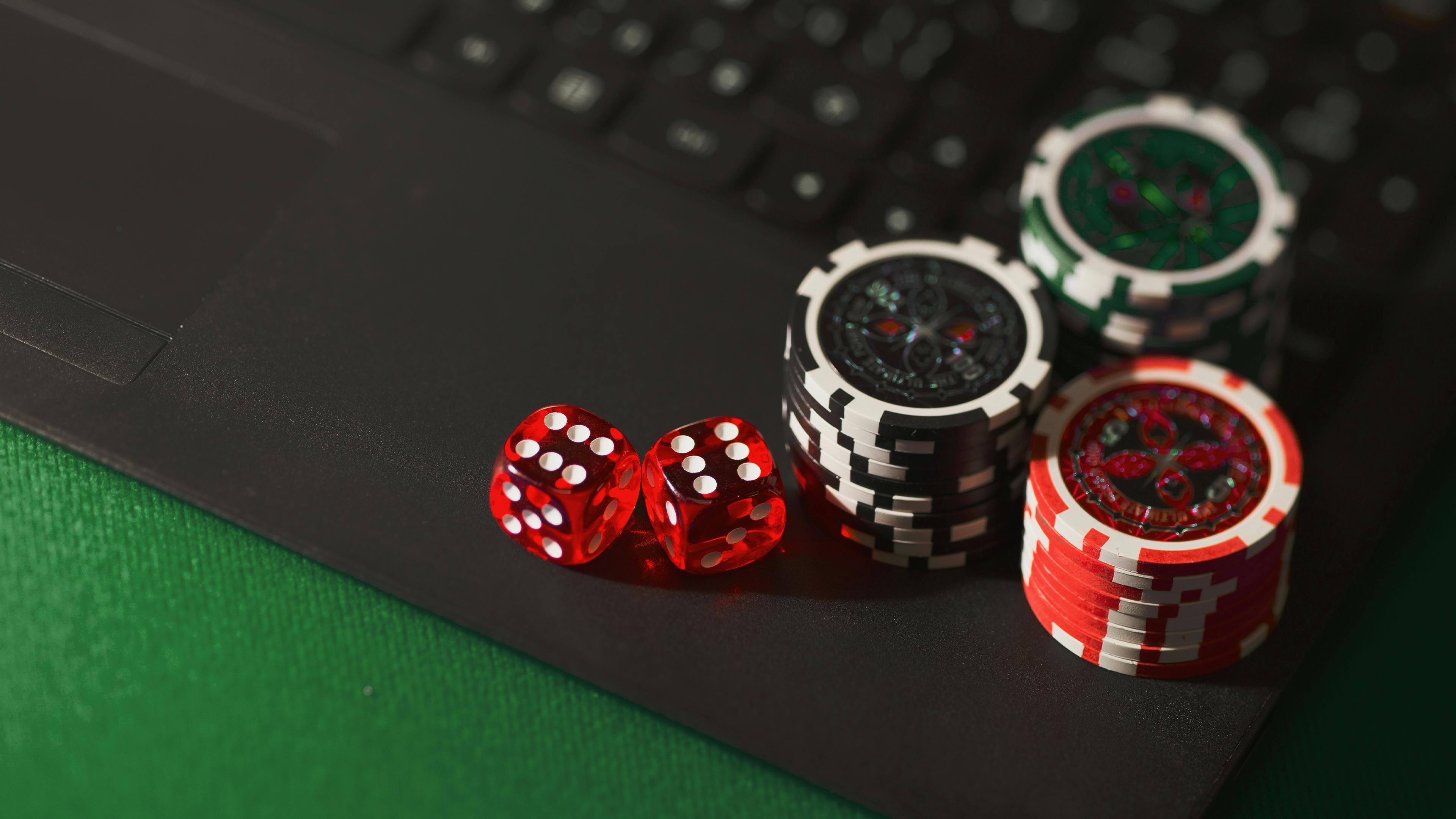 Slot game reels spinning on jljl99 platform viewed on a tablet device